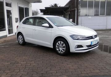 VW Polo 144.178 km 9.490 &euro; Bünde 32257
