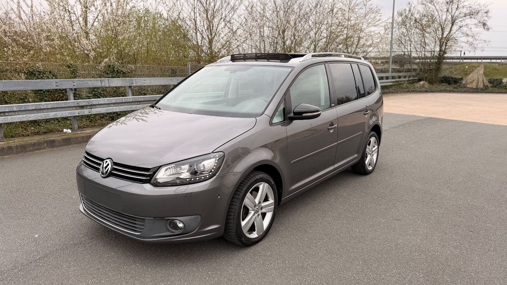 VW Touran 149.000 km 12.190 &euro; Herford 32052
