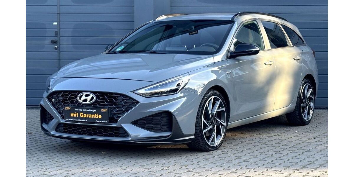 Hyundai i30 90.000 km 16.900 &euro; Bückeburg 31675