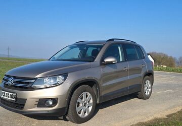 VW Tiguan 46.600 km 14.500 &euro; Löhne 32584