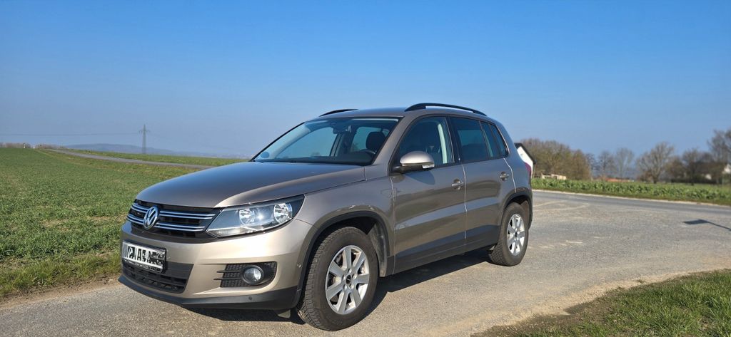 VW Tiguan 46.600 km 14.500 &euro; Löhne 32584
