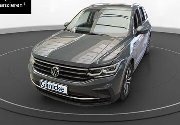 VW Tiguan 61.840 km 26.880 &euro; Minden 32427