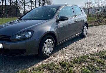 VW Golf 199.000 km 2.880 &euro; Herford 32051