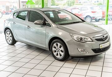Opel Astra 138.600 km 8.950 &euro; Bünde 32257