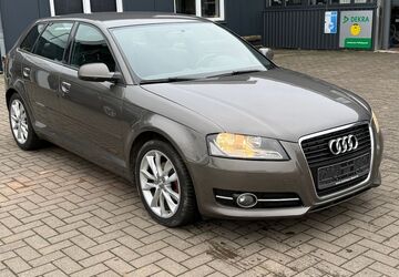 Audi A3 190.000 km 7.900 &euro; Stolzenau 31592
