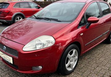 Fiat Grande Punto 194.318 km 2.750 &euro; Bad Salzuflen 32108