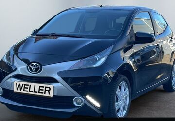 Toyota Aygo (X) 95.500 km 9.195 &euro; Herford 32049