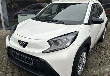 Toyota Aygo (X) 3.900 km 15.950 &euro; Stadthagen 31655