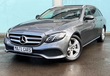 Mercedes-Benz E 200 156.000 km 18.880 &euro; Löhne 32584