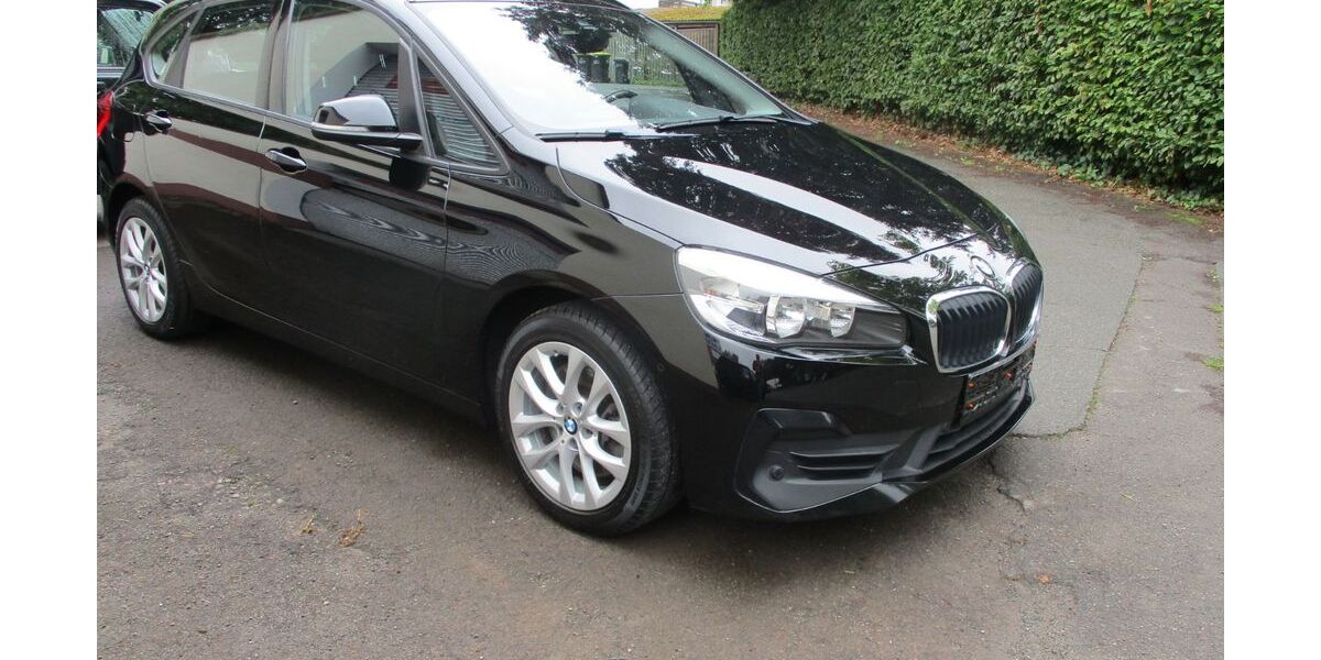 BMW 225 143.305 km 14.699 &euro; Vlotho 32602