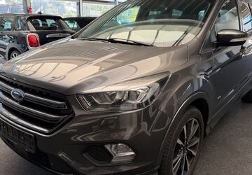 Ford Kuga 90.000 km 13.790 &euro; Minden 32425