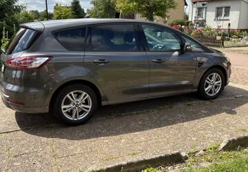 Ford S-Max 119.819 km 17.500 &euro; Bückeburg 31685