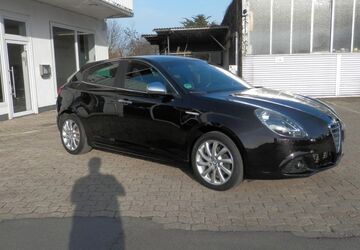 Alfa Romeo Giulietta 105.058 km 9.490 &euro; Bünde 32257