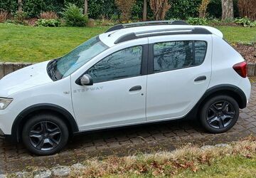 Dacia Sandero 108.000 km 7.000 &euro; Hessisch Oldendorf 31840