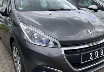 Peugeot 208 55.000 km 9.800 &euro; Lemgo 32657