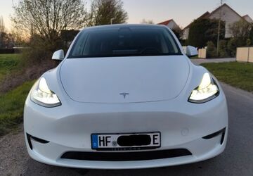 Tesla Model Y 99.300 km 32.500 &euro; Herford 32051