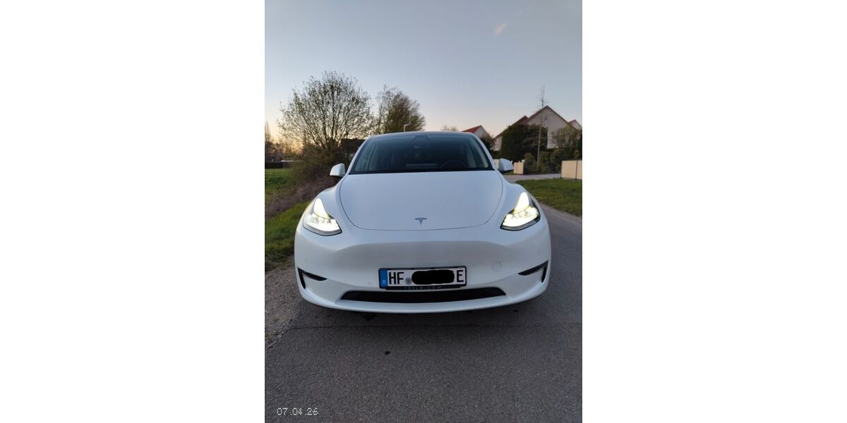 Tesla Model Y 99.300 km 32.500 &euro; Herford 32051
