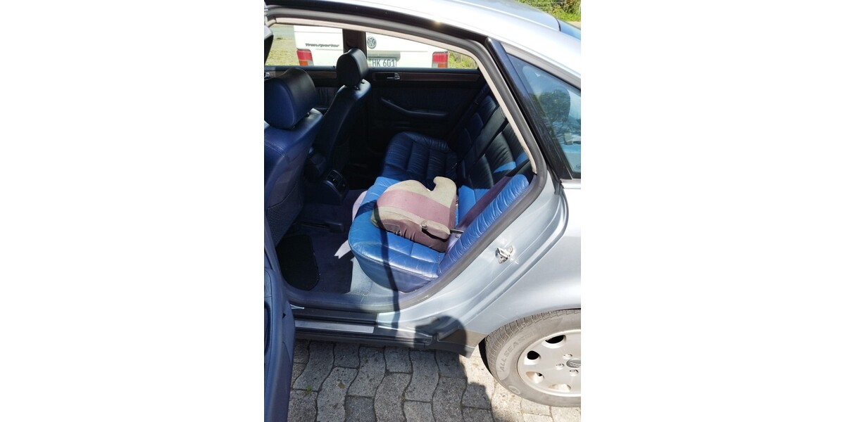 Audi A6 233.000 km 1.500 &euro; Bückeburg 31675