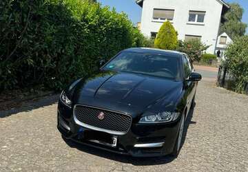 Jaguar XF 67.920 km 24.900 &euro; Minden 32425