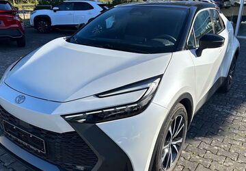Toyota C-HR 2.800 km 34.900 &euro; Stadthagen 31655