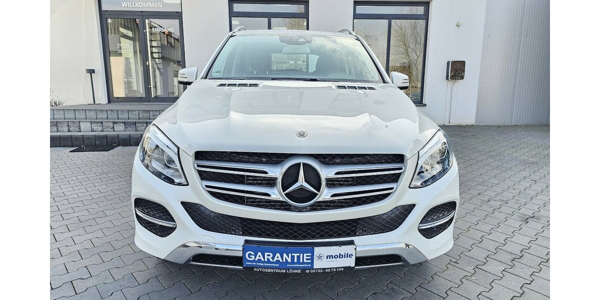Mercedes-Benz GLE 350 d 4Matic LEDER NAVI AHK LED AUS 2.HAND 139.991 km 32.990 &euro; Löhne 32584
