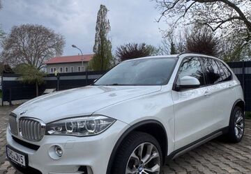 BMW X5 180.000 km 28.999 &euro; Bückeburg 31675