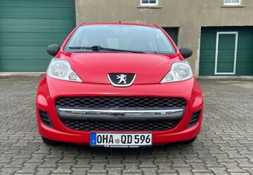 Peugeot 107 114.000 km 2.090 &euro; Bad Salzuflen 32107