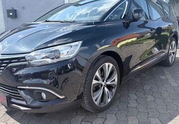 Renault Scenic 104.800 km 10.590 &euro; Porta Westfalica 32457