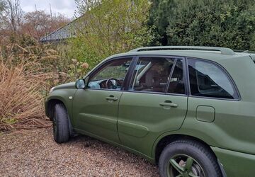 Toyota RAV 4 206.500 km 3.100 &euro; Hille 32479
