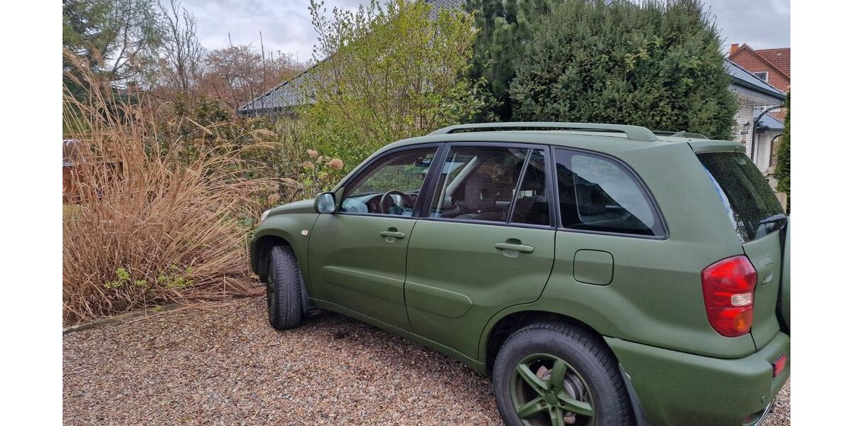 Toyota RAV 4 206.500 km 3.100 &euro; Hille 32479