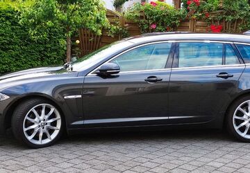 Jaguar XF 157.000 km 12.600 &euro; Porta Westfalica 32457