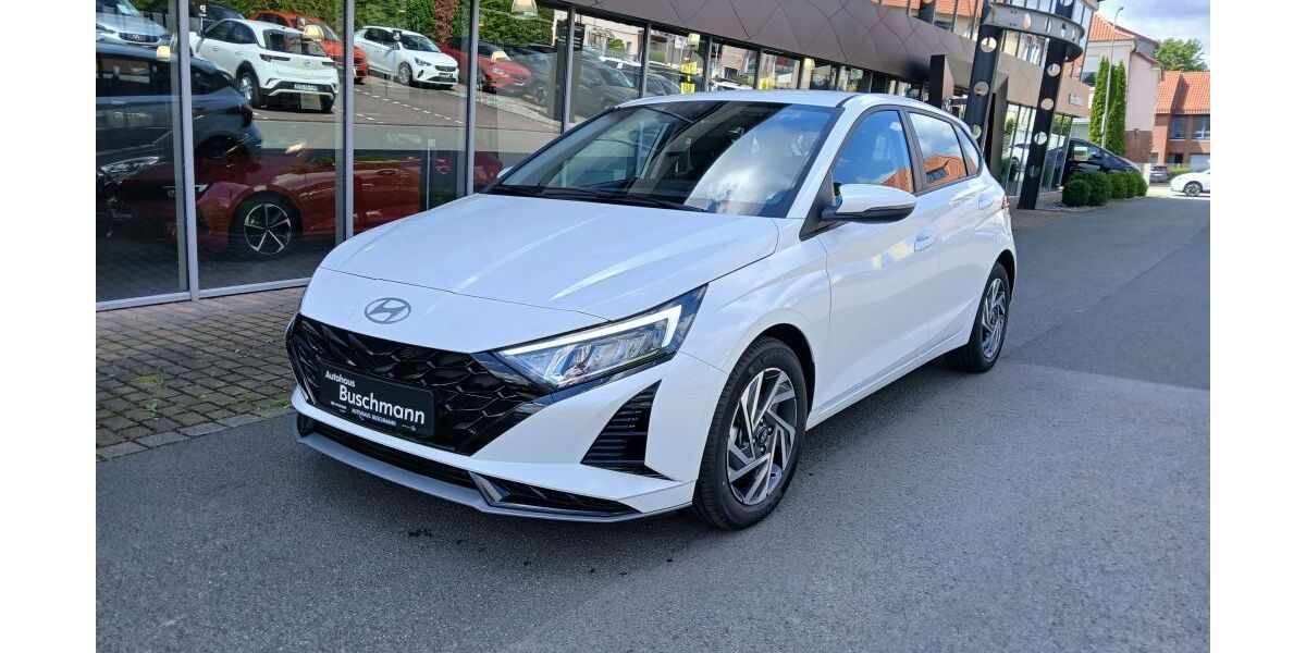Hyundai i20 7.900 km 21.987 &euro; Espelkamp 32339