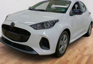 Mazda 2 Hybrid 15.500 km 19.700 &euro; Rinteln 31737
