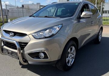 Hyundai ix35 170.000 km 7.490 &euro; Minden 32425