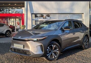 Toyota bZ4X 11.401 km 31.490 &euro; Warmsen 31606