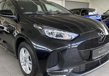 Mazda 2 Hybrid 3.000 km 21.900 &euro; Rinteln 31737