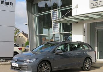 VW Golf 4.000 km 28.740 &euro; Petershagen 32469