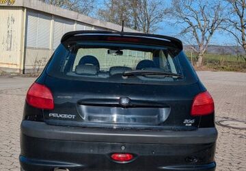 Peugeot 206 127.000 km 5.500 &euro; Bad Salzuflen 32105