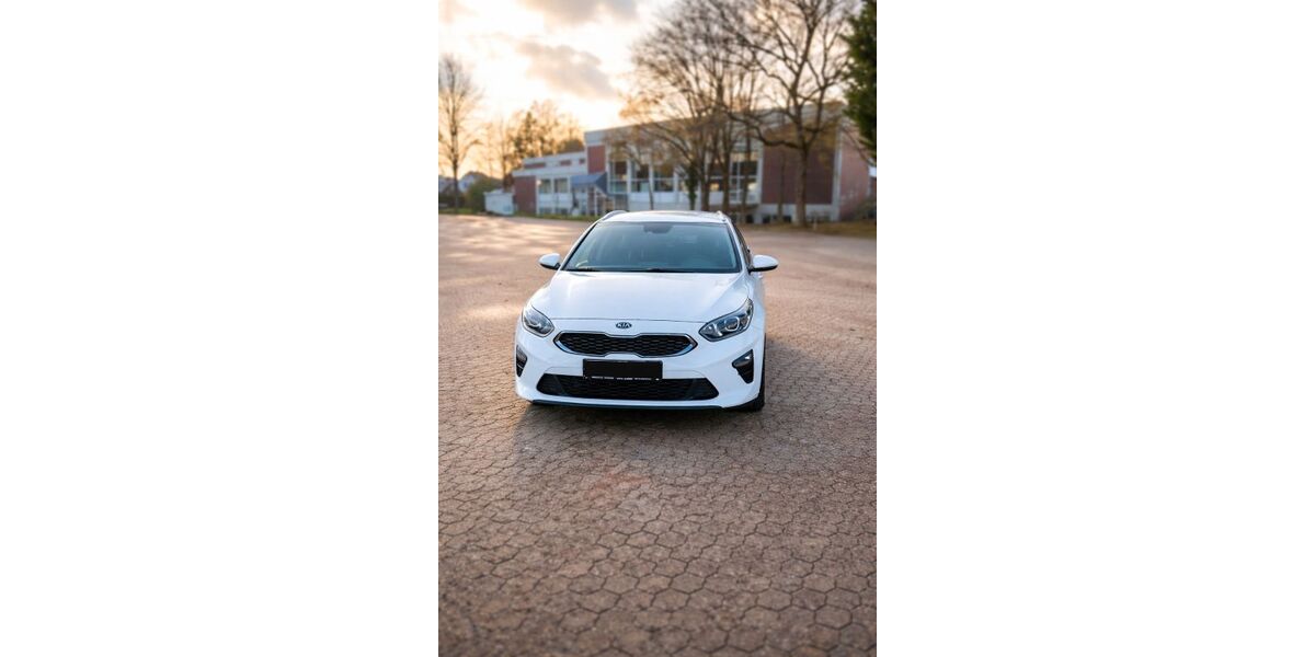 Kia ceed / Ceed 87.000 km 16.400 &euro; Bad Oeynhausen 32547
