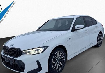 BMW 330 33.030 km 42.990 &euro; Herford 32051